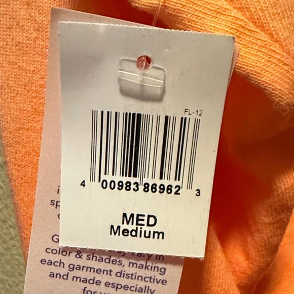 Disney Aulani Peach Spirit Jersey - Picture 5 of 5